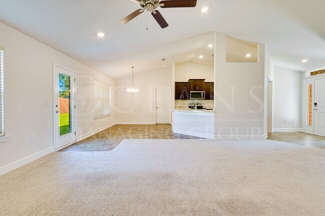 Photo - Beautiful 4-Bedroom Home in Palm Coast – B...
