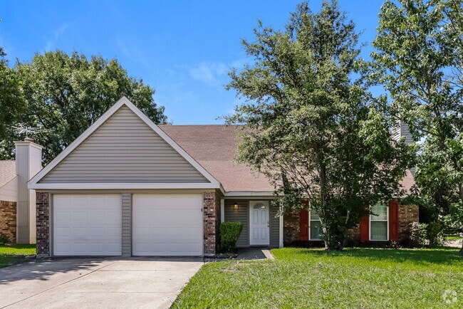 Building Photo - 2533 Bentley Dr Rental