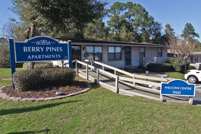 Photo - Berry Pines