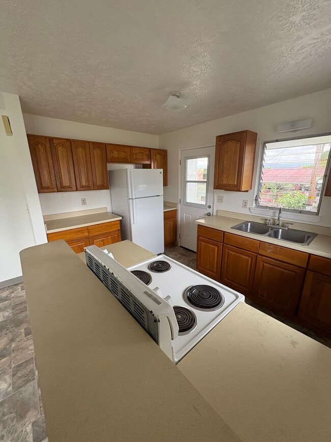 Photo - Beautifully Renovated 2Brdm 1 Bath in Hilo