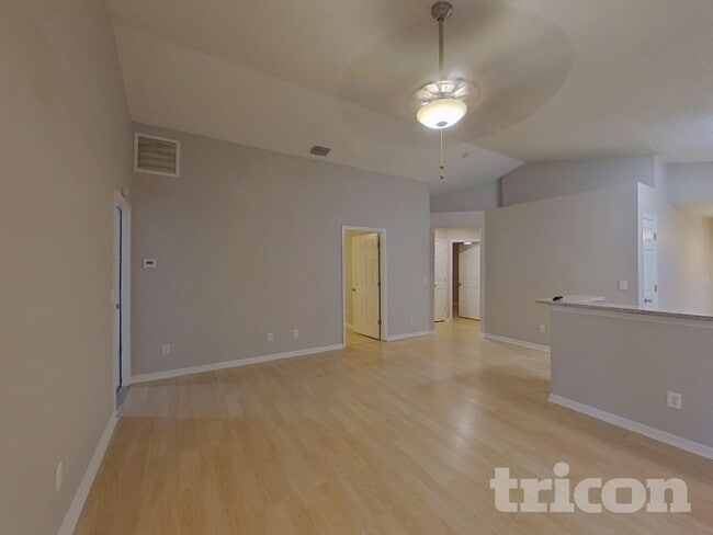 Photo - 723 Cape Cod Cir