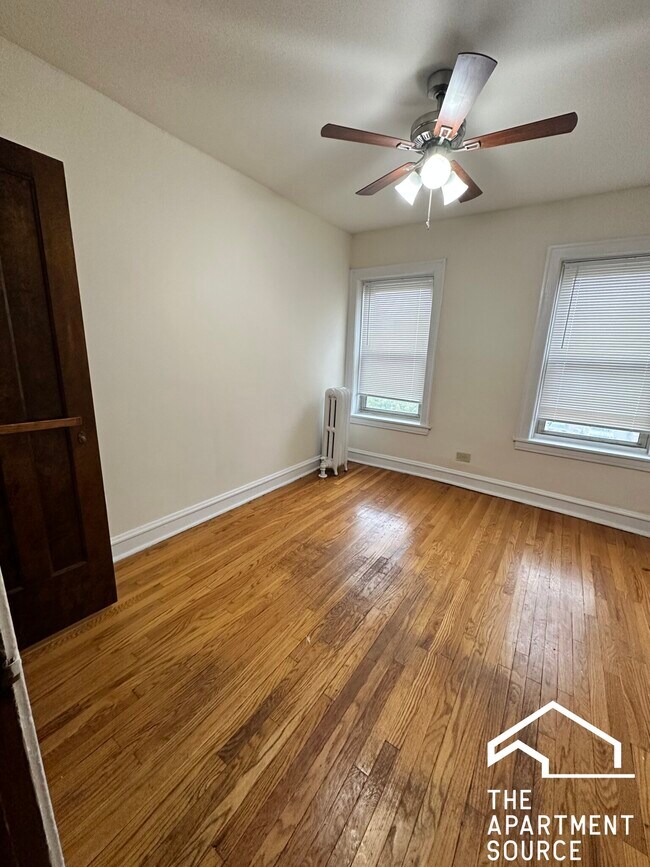 Photo - 5503 W Belmont Ave Unit 2F