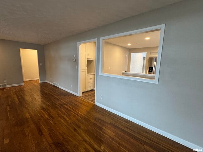 Photo - 3319 N Marquette St