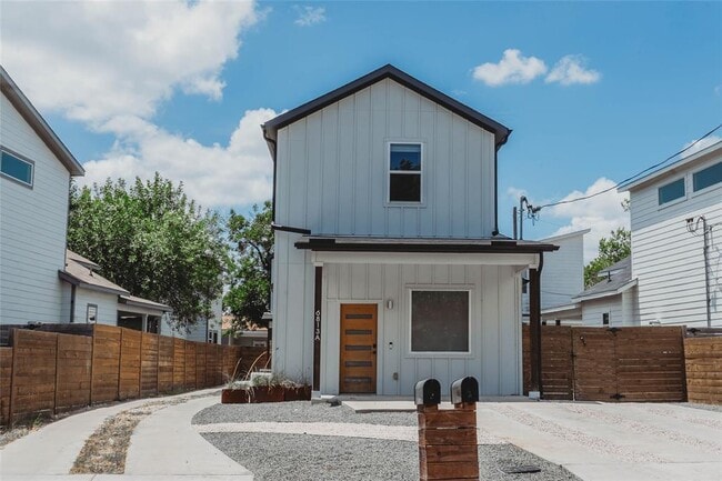 Building Photo - 6813 Porter St Unit A Rental