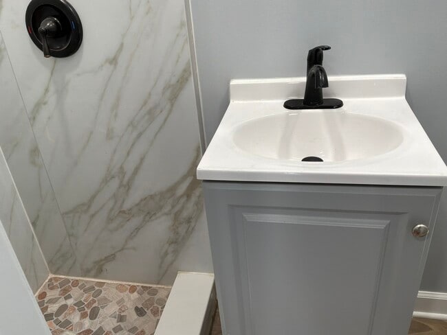 Photo - 224 E Cass St Unit 2F