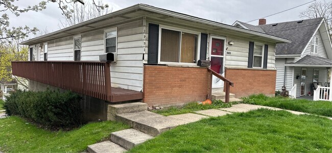 1791 Manchester Rd Unit 1