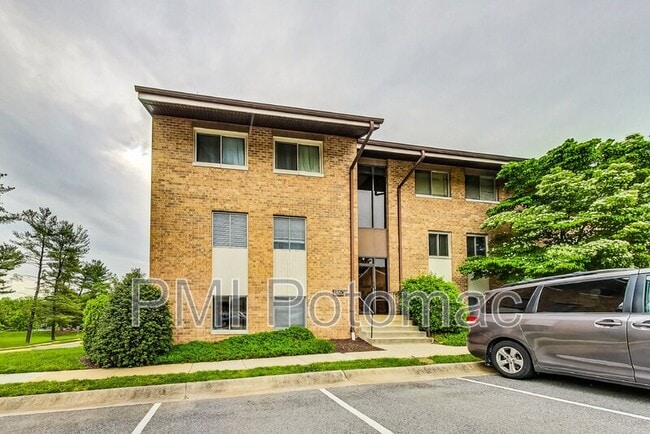 Building Photo - 18600 Walkers Choice Rd