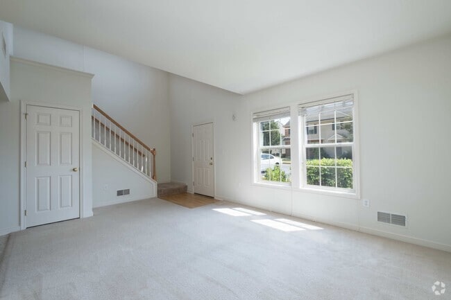 Building Photo - 441 Talon Dr Rental