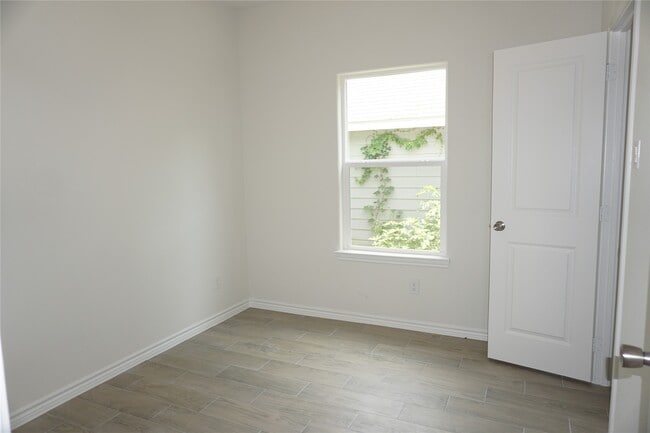 Photo - 11652 Vistawood St