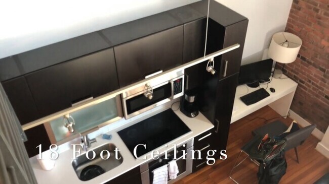 Photo - 1401 R St NW