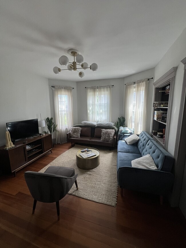 195 Hancock St Unit 2