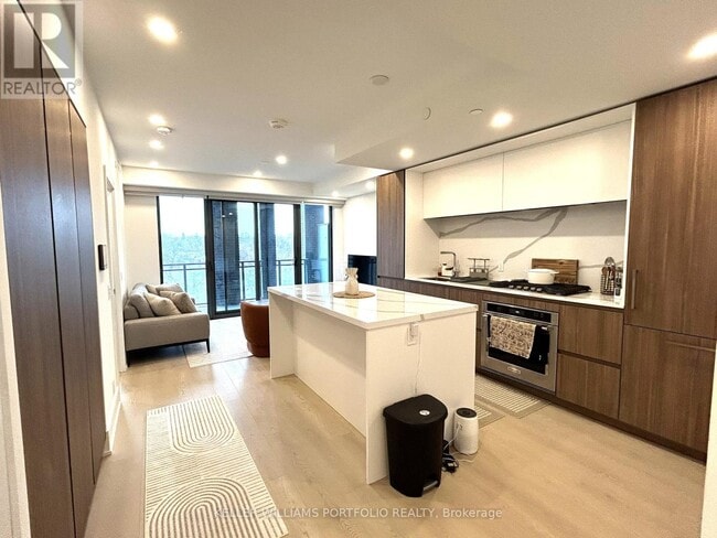 Photo - 1 Hillsdale Ave W Unit 509