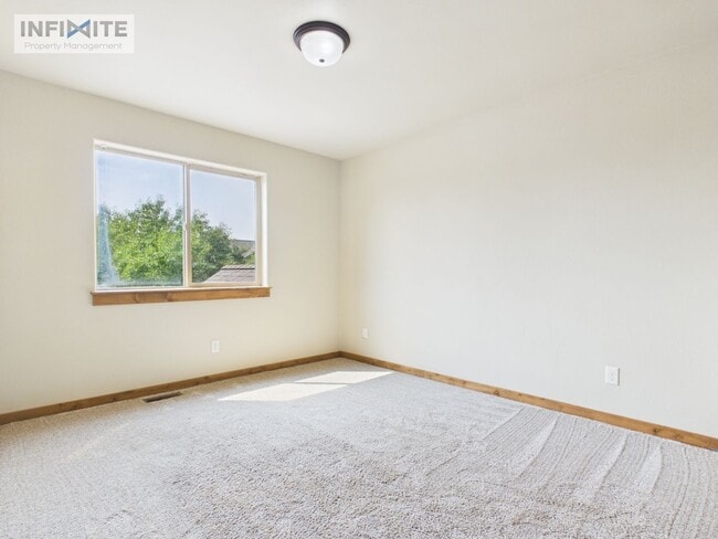 Building Photo - 50 Sage Bloom Ct