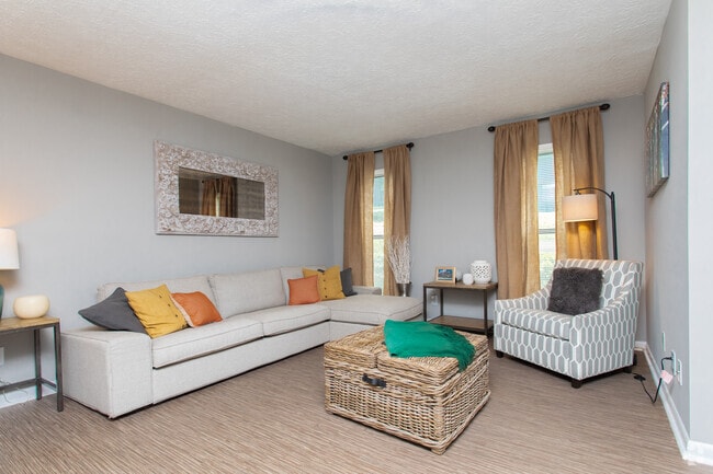 1BR, 1BA - 785SF - Arbors at East Cobb Apartments