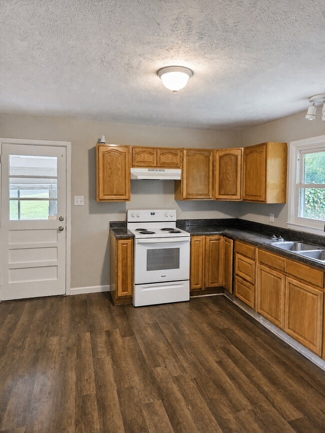 Photo - 1222 Pickett Ave