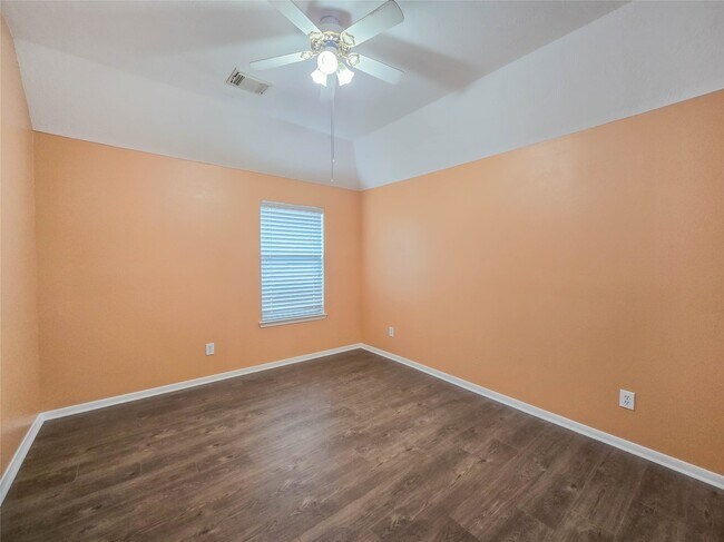 Photo - 7519 Lassiter Hollow Ln