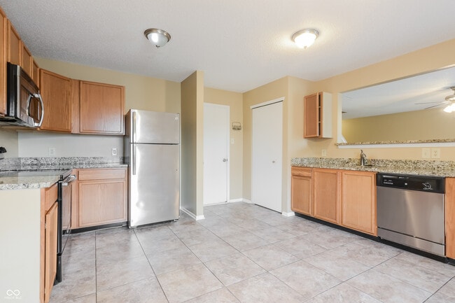 Photo - 944 Shenandoah Way