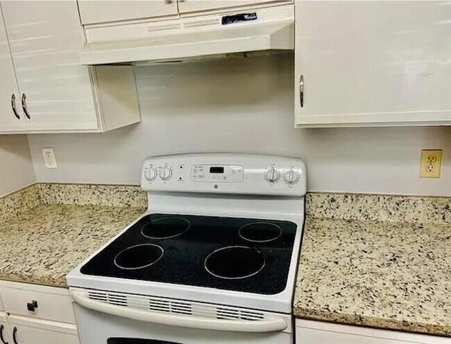 Photo - 9733 Westview Dr Unit 1314