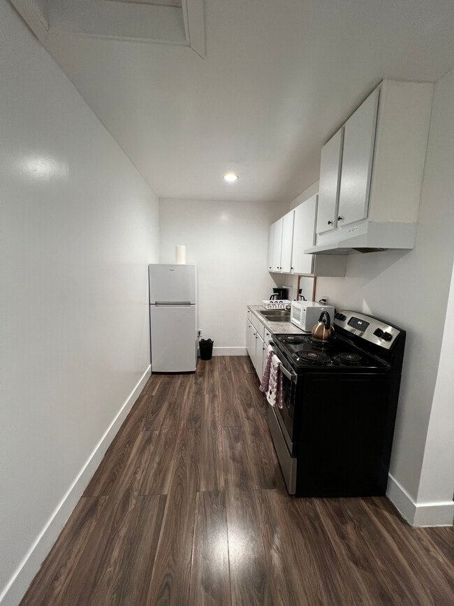 Photo - 12981 Branford St