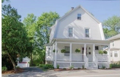 Building Photo - 204 Bridge St Unit 2