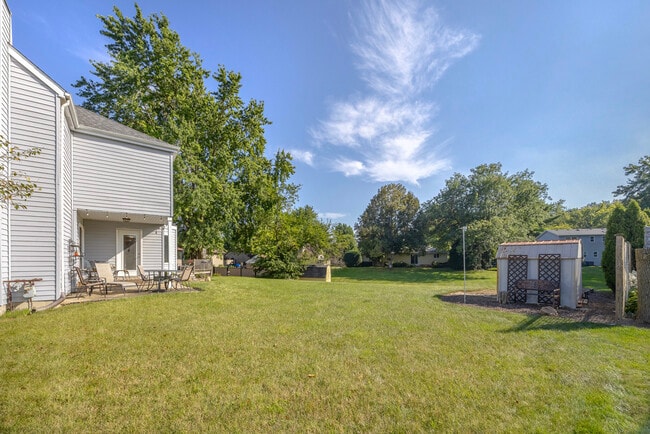 144 Zapata Ln
