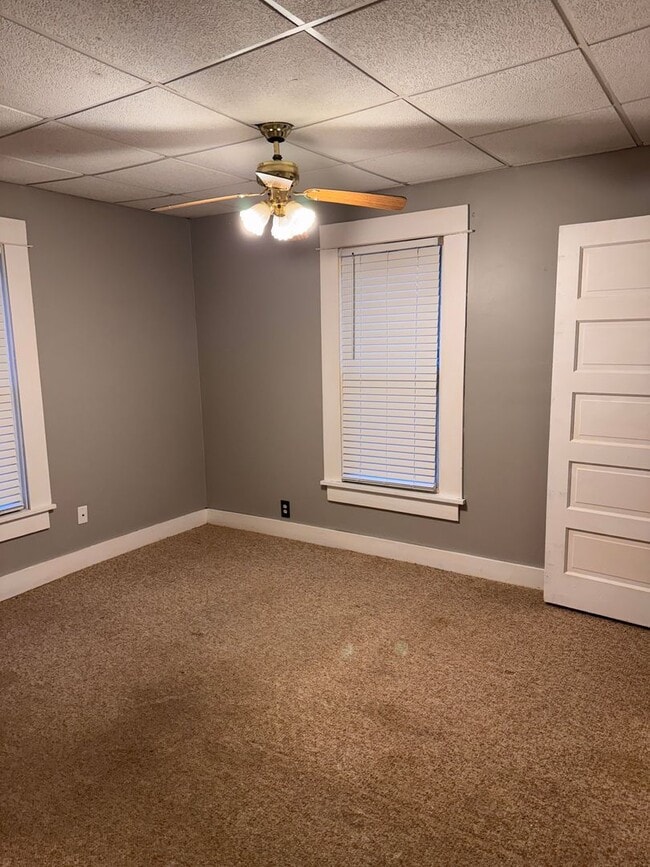 Photo - 220 Park Ave