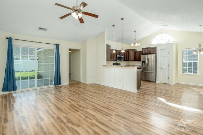 Photo - Split Floor Plan, Open and Bright