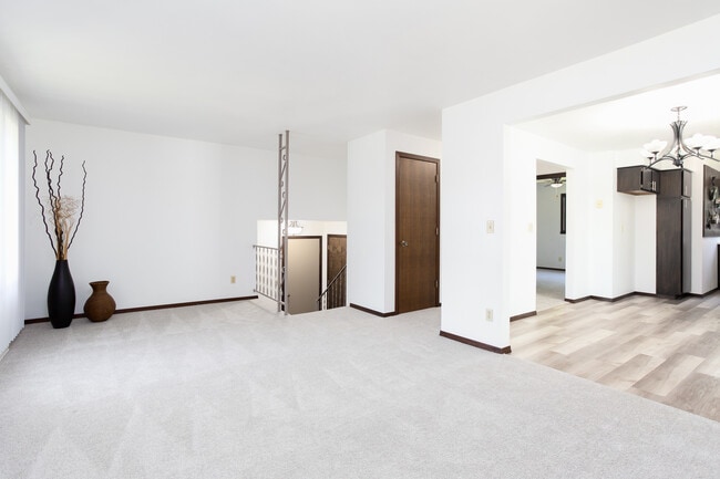 Photo - 3500 Northridge Ct