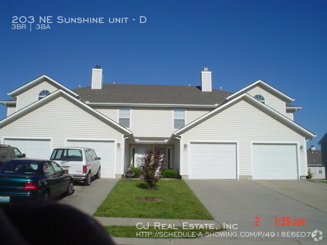 Building Photo - 203 NE Sunshine Rental