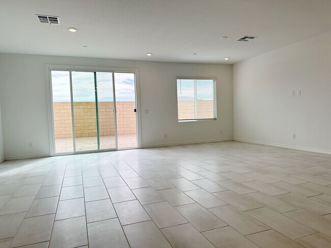Photo - Beautiful Single-Story Henderson Rental – ...