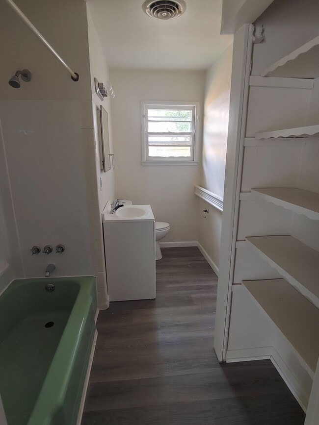 Photo - 3 BR 1.5 BA single family house