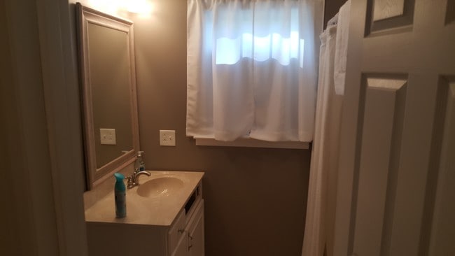 Photo - 1007 W Moore St