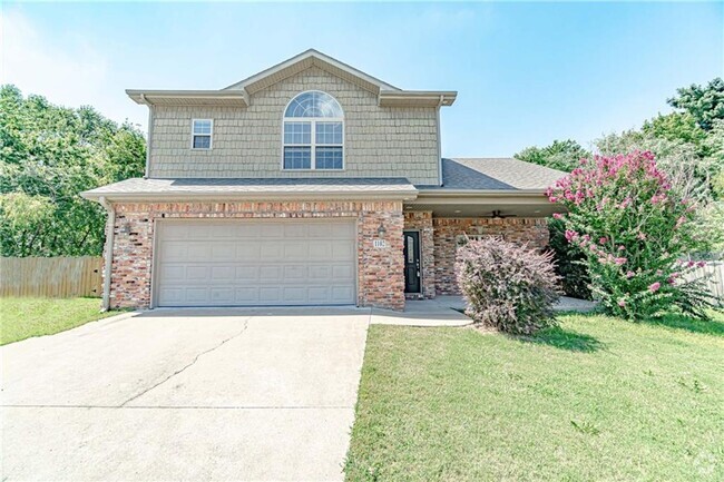 Building Photo - 3 bedroom 2.5 bath BENTONVILLE home for lease