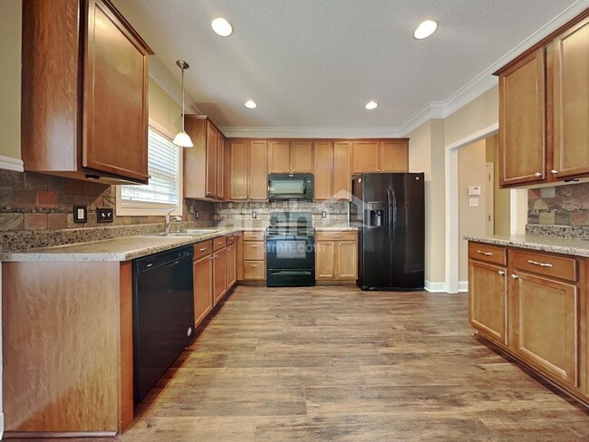 Photo - 6137 Evening Star Ln