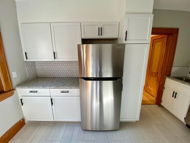 Photo - 3448 Girard Ave S Unit 3450