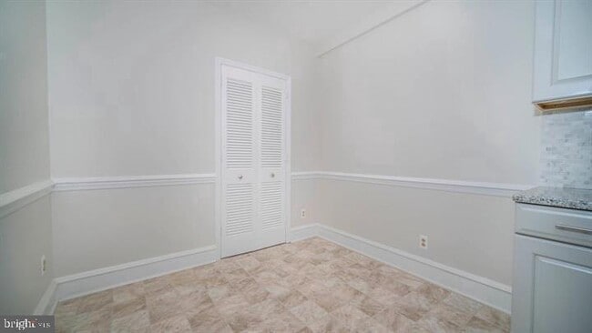 Building Photo - 711 N Broom St Rental