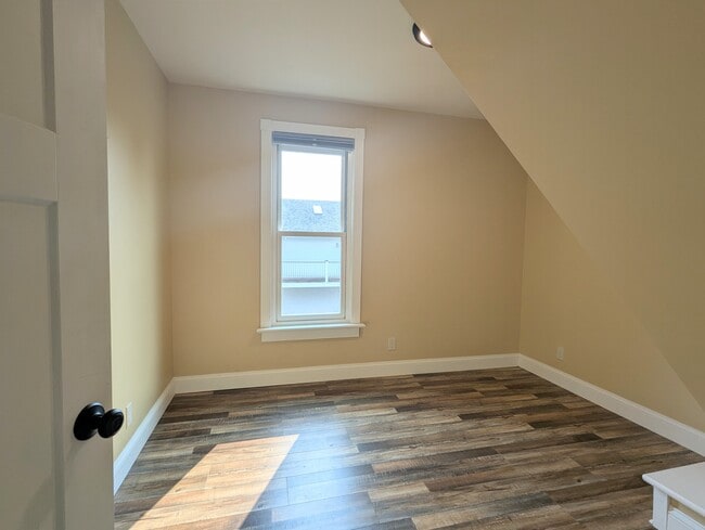 Photo - 316 N Tracy Ave