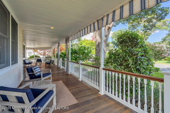 Photo - 2107 3rd Ave