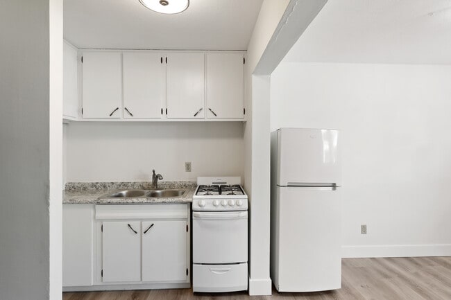 Photo - 2800 Colfax Ave S