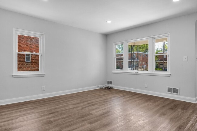 Photo - Newly Renovated 3 Bedroom 2 Bathroom in