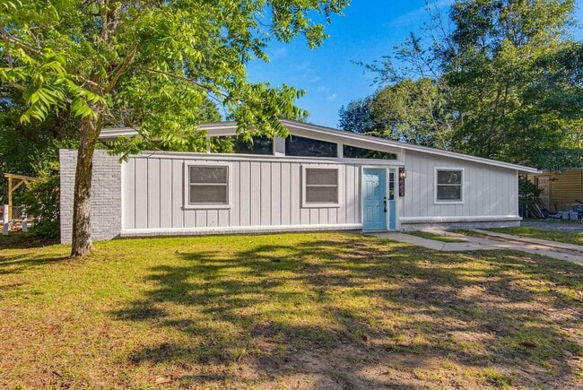 Photo - 908 Rock Creek Ave