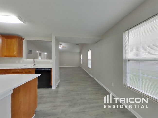 Photo - 3367 Pikes Peak Dr