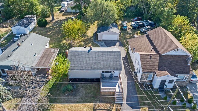 Photo - 3134 Medina Ave