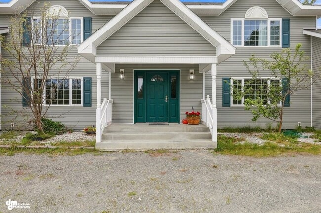 8643 Lynnette Dr Unit 2