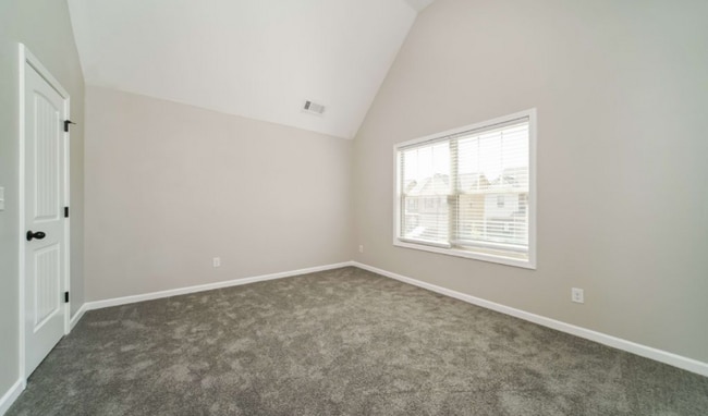 Photo - 2195 Bridgewater Pass