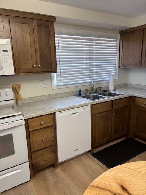 Photo - 426 Laverne Dr