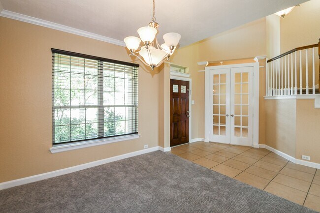 Photo - 2123 Witham Park Ln