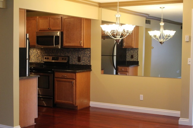 Photo - 2311 Walton Blvd Unit 43