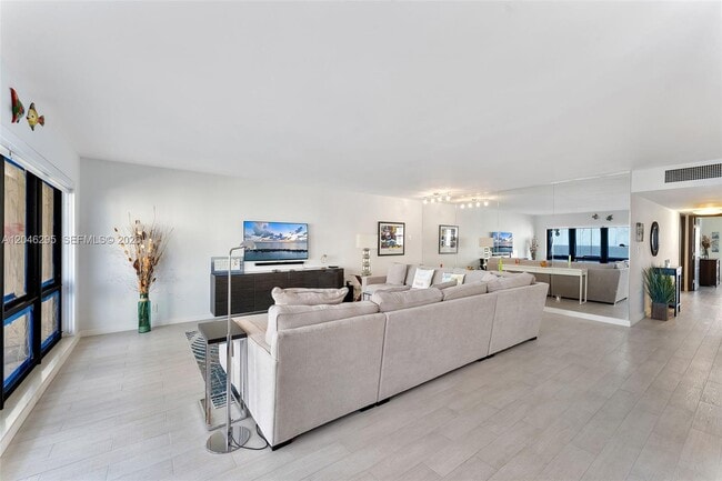 Photo - 5100 N Ocean Blvd Unit 916