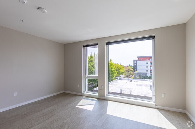 0BR, 1BA 402SF